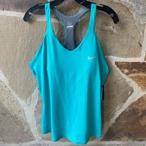 NWT Women’s Nike dri-fit Advantage tank top